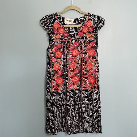 Savanna Jane Embroidered Geometric Dress - Picture 2 of 10
